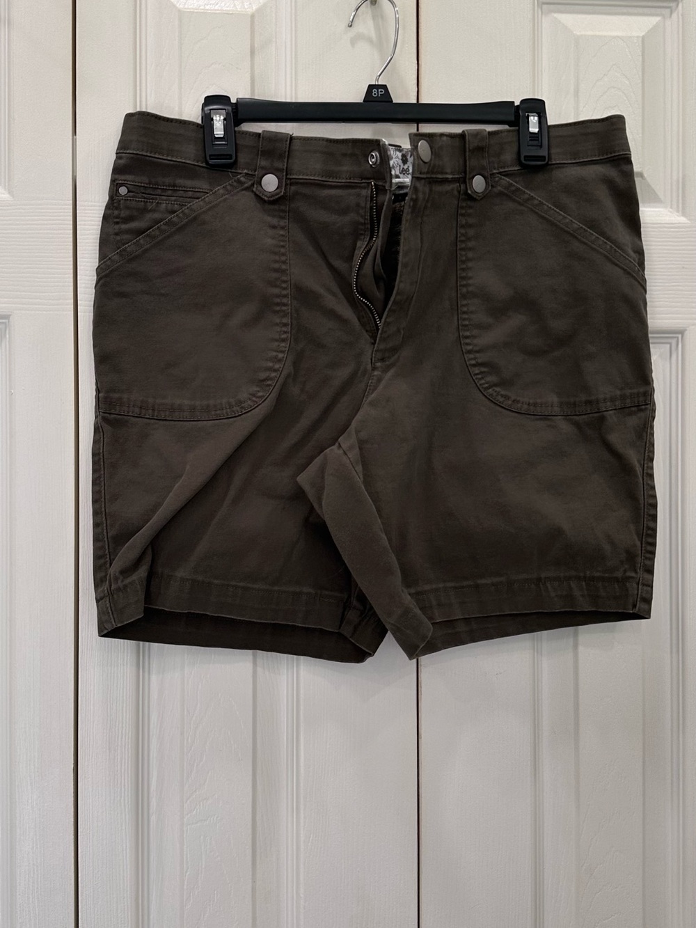 Lee Olive Utility Shorts with Front Patch Pockets